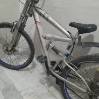 دو چرخه کاملا سالم .تمام قطعات اصلی