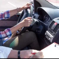 آموزش تضمینی رانندگی