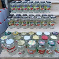 ظروف پلاستیکی و شیشه ایی نگهدارنده