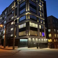 آپارتمان 125 متری لوکس سه خواب نوساز