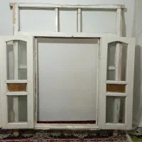 پنجره چوبی قدیمی سنتی سالم