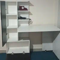 میزتحریر کتابخانه دار