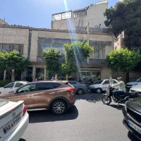 اجاره مغازه ۵۵۰متری هفت دهنه پاسداران.بر۳۰
