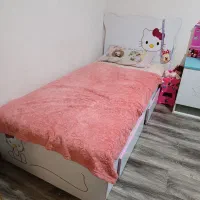 تخت دخترانه صورتی
