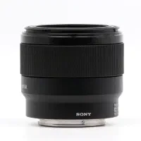 لنز Sony FE 50mm f/1.8 پرتره فولفریم سبک و شارپ