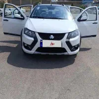 کوییک GXRمدل 403 پارس خودرو سقف مشکی