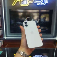 آیفون ۱۶ نرمال
