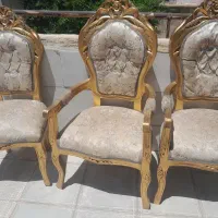 سه عدد صندلی