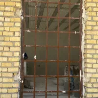 پنجره اهنی سنگین