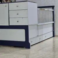 تخت کودک و صندلی ماشین کودک