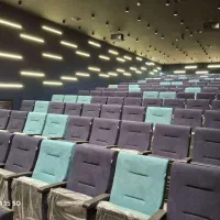 تولید و تجهیز صندلی های آمفی تئاتر ، همایش ، سینما