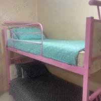 تخت دوطبقه فلزی