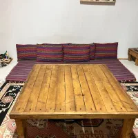 تشک نشیمن و میز