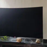 تلویزیون خمیده‌ی 55 اینچ 55EA9700 ال‌جی