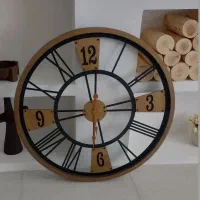 ساعت دیواری تمام چوب