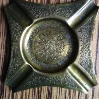 زیر سیگاری عتیقه برنجی کنده کاری