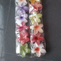 وسایل آرایشی و لباس ارسال رایگان