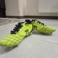 کفش فوتبال استوک سایز ۳۷