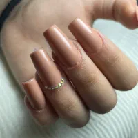 کاشت و ترمیم ناخن تخفیف ویژه افتتاحیه