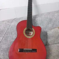 گیتار در حد نو