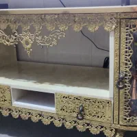 میز تلویزیون جاکفشی ساعت درشکه و جا شکلاتی برنجه