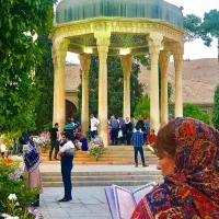 تور شیراز گردی و طبیعت گردی بانوان