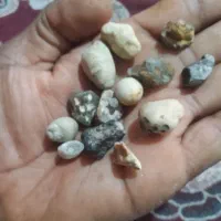 سنگ قیمتی