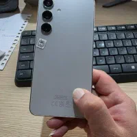 Samsung galaxy S24 normal