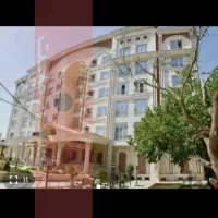 اجاره-واحدباروف-گاردن-ورودی-از-لابی-رو-به-حیاط-سبز
