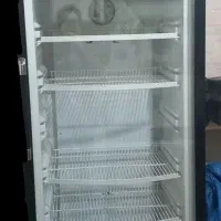 یخچال ویترین