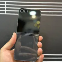 سامسونگ Galaxy Z Flip5 با حافظهٔ ۵۱۲ گیگابایت|موبایل|تهران, هفت حوض|دیوار