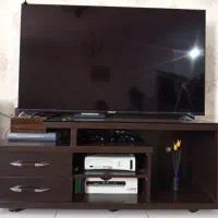 میز تلوزیون