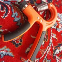 تقویت کننده مچ و ساعد