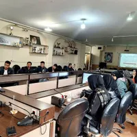 تکنسین آزمایشگاه مهلت اخر در تابستان