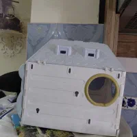 قفس یا خانه نگهدارنده جوجه