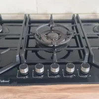 گاز صفحه ای و سینک طرفشویی و شیر