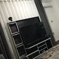 میز تلویزیون در حد نو