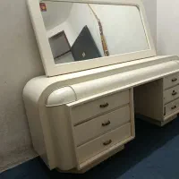 میز آرایشی