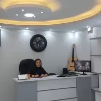 استاد زبان مجرب وتوانمند