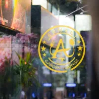استخدام نیرو پیتزا زن آمریکایی