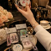 آینه و جاسوئیچی