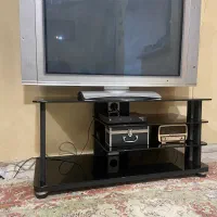 میز تلوزیون شیشه ای