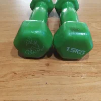 یک جفت دمبل یک و نیم