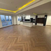 ۱۰۰ متر تاپ لوکیشن آجودانیه ۲ پارکینگ باکس