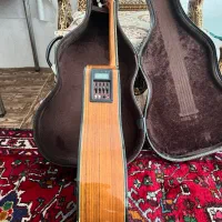 گیتار دستساز اسپانیایی پیکاپدار