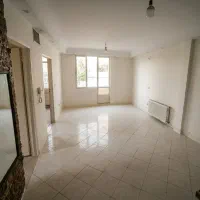 65 متری ، دوخواب ، تخلیه ، تاپ لوکیشن