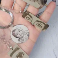 آویز گردنبند پلاک چهره حکاکی چشم حک اسم استیل دختر