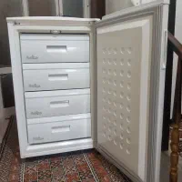 یخچال فریزر ایسکول