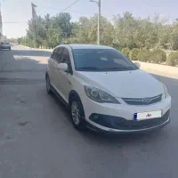 ام وی ام ۳۱۵ نیو لاکچری