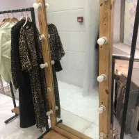 آینه قدی چراغ دار